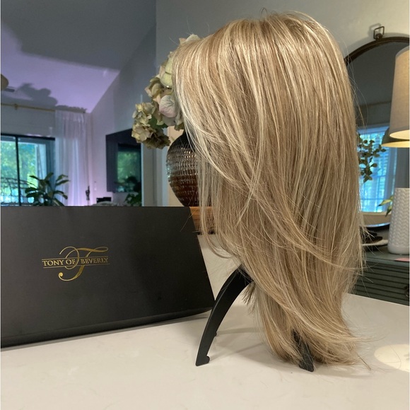 Tony of Beverly Other - Tony of Beverly Wig